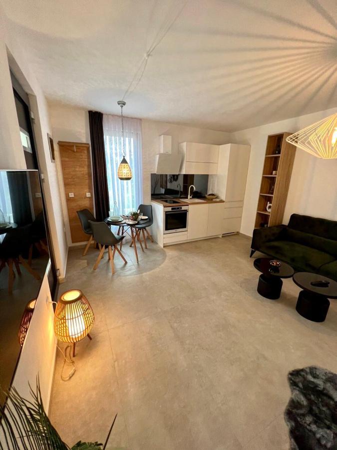 Apartmani Cube A Medulin Exteriér fotografie