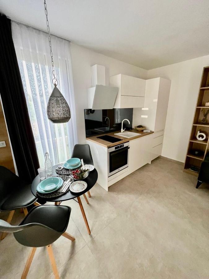 Apartmani Cube A Medulin Exteriér fotografie